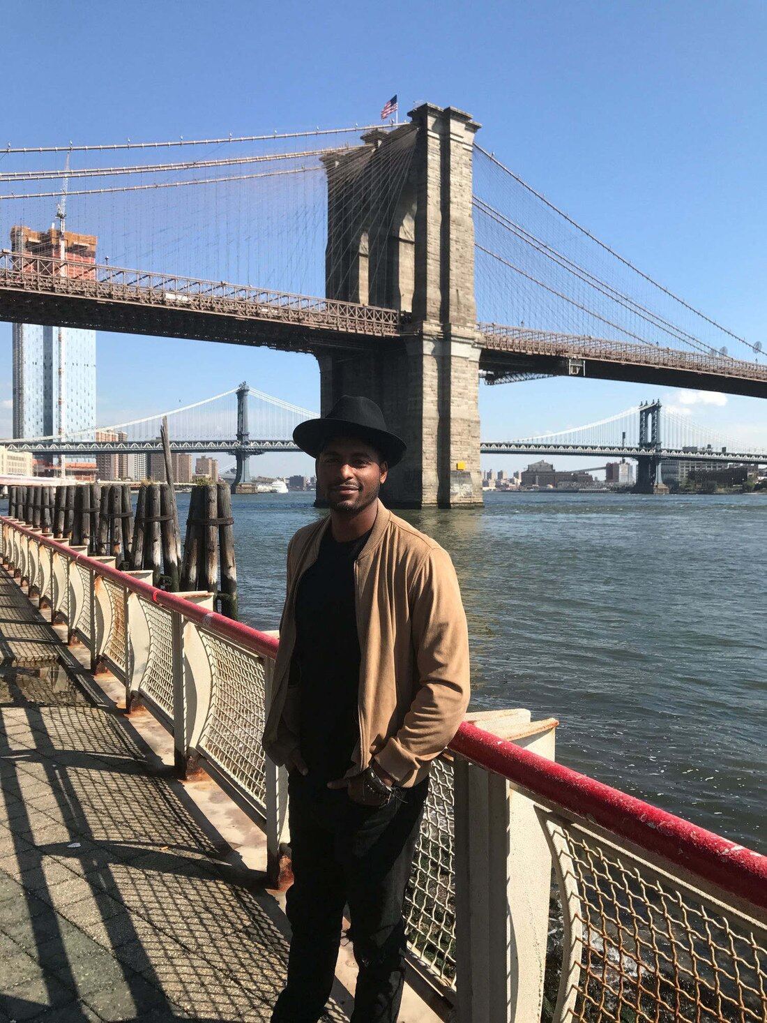 Brian Mays at the Brooklyn Bridge, New York